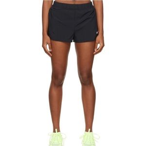 NIKE Sphere Dry court shorts